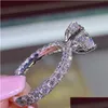 Anelli a fascia Anello da donna con diamanti Zircone romantico Brillante pietra rotonda Gioielli moda da sposa Fidanzamento per le donne Drop D Dhgarden Otyxv