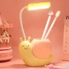 Lampade da scrivania Simpatica lampada da scrivania a LED portatile Lampada da tavolo ricaricabile USB per protezione degli occhi Lampada da studio per camera da letto Luce notturna per bambini Accessori Kawaii P230412