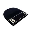 Chapéu de gorro de designer novo chapéu de malha para homens e mulheres no inverno de alta qualidade sem aba mictório chapéu clássico impresso carta chapéu de lã