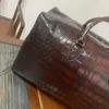 Duffel Bags Seetoo Bay Crocodile Skin Кожа Большая туристическая сумка для одежды для одежды с ремешками оленя Velvet Ondere Colorsed 30 50 см 24 см.