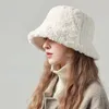 Berretti stile cappelli di pelliccia finta cappello invernale da donna super morbido fodera in cotone caldo berretti da sci moda russa peluche tinta unita