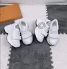 Çocuk tasarımcı Bebek Ayakkabıları Erkek Kız için Yüksek kalite Moda Şerit Nakış Desen Rahat Çocuklar Hakiki Deri Rahat Sneakers