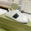 10A جودة الجودة أحذية Bee Ace Ace Tertage Trainer Shoes Tiger Logo Assorider Canvas Sneakers Mens Womens Furns Fring and Fall Stripes Walking Tennis Tennis