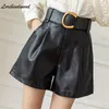 Shorts pour femme Short en cuir PU pour femme avec ceinture hiver poches élégantes dames élégant solide short décontracté pantalon femme 230413