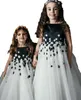 Flower Girl Dress 2023 Navy White Glitter Tulle Ballgown Första nattvards klänning för Little Kid Infant Toddler Chistening Baptism Junior Bridesmaid Wedding Guest Guest