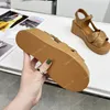 Tasarımcı Sandal Kapitone Platform Sandalet Calfskin Tweed Tuval Çapraz Kayış Kamaları Yüksek Topuklu Toka Kama Peep Toe Mule Elmas Lüks Slayt