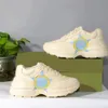 Designer skor ryton ess casual skor män kvinnor lyx ryton läpp sport kvinnor jordgubbe mun retro tryck tecknad bokstäver tjock sula beige utomhus sneaker