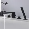 Set doccia per bagno Rubinetto per vasca Tuqiu Miscelatore per lavello per vasca diffuso Rubinetto per vasca da bagno in ottone spazzolato oro / nero con testa a mano