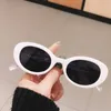 Lunettes de soleil Fashion Cat Eye Femmes Bright Small Frame Shades Retro Lunettes Sport Jelly Candy