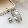 Bangle Acching Luxury Unique Dubai Ring Set Smyckesuppsättningar för kvinnor Bröllop kubik zirkonkristall CZ Bridal