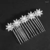 Hårklämmor Jade Angel Sparkling Cubic Zirconia Flower Shaped Comb Trendy 8mm Imitation Pearl Women's Hairpiece Jewelry Accessories