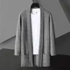 Mélanges de laine pour hommes Automne style coréen mode hommes pull épaissir et velours hommes Cardigan tricoté pull manteau rayure veste mâle S-5XL 231102