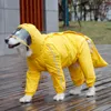 Capa de chuva de roupas para cães com chapéu visível e sacola de cauda removível Casaco ajustável para cães médios grandes masculino feminino impermeável pano