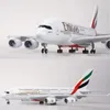 Diecast Model 1 160 Scale 45 5cm Airplane 380 A380 UAE Airline Aircraft Toy With Light Wheel Landing Gears Plastharts 231113