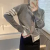 Modemerk Womens Sweaters Limited Gray Autumn Tom Color Block Cardigan Solid en Dense Cotton College Style Four Bar Coat