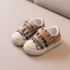 2023 spring Baby First Walkers Kid Shoes Infant Toddler Girls Boy Casual Mesh Soft Bottom Comfortable Non-slip printed letters cloth
