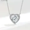 Exquisite Luxury Sparkle Heart Pendant Necklace Moissanite Full Diamond Heart-Shaped Pendant Shiny Necklace Clavicle Chain