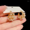 Boucles d'oreilles créoles luxueuses plaquées or 18 carats en forme de panier de fleurs, Imitation de perle exquise, bijoux de tempérament doux pour femmes