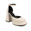 Sandaler Classic French Style Women Luxury Shoes Summer Pumpar Stängt tå Block High Heels Party Office Platform Bekväm