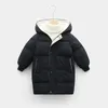 Manteau en duvet Veste d'hiver en duvet pour enfants pour bébés garçons filles manteaux de Parka rembourrés en coton épaissir les vestes longues chaudes salopette pour les enfants en bas âge 231113