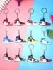 Toptan tasarımcı mini silikon spor ayakkabı anahtar zinciri erkekler kadınlar çocuklar anahtar yüzük hediye ayakkabı anahtar zinciri debriyaj zinciri basketbol ayakkabı anahtar tutucu