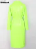 Kvinnors dikerockar Nerazzurri Spring Autumn Long Overized Bright Green Pink Patent Leather Trench Coat för kvinnor Sashes Luxury Designer Clothl231113