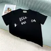 Designer tees mens t-shirt sommar bokstav tryckning kort mode stilig kort ärm enkel casual lös t-shirt svart