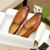 2023 Echte lederen kledingschoenen Heren Heren Casual Designer Loafers mannelijk merk Slip On Party Wedding Oxford schoenen Maat 38-45 MKJMNJ00002