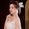 Fermagli per capelli Set di forcine per matrimonio cinese Tessuto fatto a mano Petalo in rilievo Lungo nappa Copricapo Accessori stile sposa