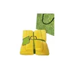 Toalla de playa de diseñador multicolor, toallas de baño para lavarse la cara, regalo de vacaciones de terciopelo coralino, paño facial conveniente, bordado de letras verdes, juegos de toallas de cocina, 2 piezas JF004 C23