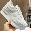 2023 Womens Casual Schoen Mode Designer Blok Sneakers Dikke Bodem En Verhogen Hoge Platte Platform Effen Witte Vrouwen schoenen 35-40