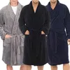 Hommes vers le bas mode décontracté hommes peignoirs flanelle Robe col en V à manches longues Couple hommes femme en peluche châle Kimono chaud mâle peignoir manteau