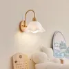 벽 램프 북유럽 로그 스타일 LED 일본 침실 침대 연구 통로 배경 레트로 장식 램프