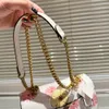 Marka dla kobiet torba klasyczna designerska łańcuch torby crossbody New-York Women jedno ramię małe kwadratowe modne mody swobodny truskawkowy druk 230725