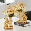 Vaser europeisk stil keramisk gyllene vasarrangemang matbord hem dekoration tillbehör kreativa gyllene elefant vaser 230413