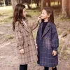 Płaszcz dzieci dziewczęta Rów odzież wierzchnia Zima zagęszcza kurtki wełniane wełniane długie parka nastolatek ciepły luksusowy design Wysoka jakość 231113