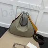 Borsa tote di design di lusso Borsa a tracolla da donna Borsa a tracolla Mezzaluna a mezzaluna Borse a mano Borse a tracolla Croissant Borsa a tracolla Tela Pelle Chiusura magnetica Cinturino rosso