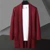 Mélanges de laine pour hommes Automne style coréen mode hommes pull épaissir et velours hommes Cardigan tricoté pull manteau rayure veste mâle S-5XL 231102