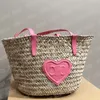 Cesta de verano, bolsos de cubo, bolsos de diseñador, bolsos de hombro de rafia de paja para mujer, cestas de playa de color rosa y marrón, bolso de mano con corazón, monedero Ce