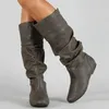 Vestido sapato botas de couro deslizamento em cunha longa moda plissado dedo do pé redondo outono inverno cor sólida preto botas altas de mujer 231113