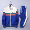 2022 Paris Spring Autumn Men TrackSuits Pani Sports Set Athletics Sportswear Projektant Sweter Hatshirt Jog Bluza