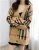 Yüksek kaliteli Sonbahar Kış Kadın Örme Kazak Ekose Yuvarlak Boyun Sokağı Külot Çizgili Moda Uzun Kollu Hırgalar Kadın Lady