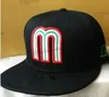 2023 7 colori Lettera da uomo M Flat Full Size Berretti chiusi Rosso Verde Messico Baseball Cappelli aderenti Blu Top Pink Brim Hip Hop Sport classici All Team Vintage Ma12-09