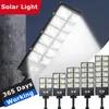 Luzes de parede solar Luzes de rua ao ar livre à prova d'água, LED 6500k 8000lm 100w Luzes de estacionamento solar, Solar Flood Light Spot Spot Sensor Security for Area Yard Yard