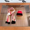 Sciarpe Avvolge Design di lusso Cappello per bambini Sciarpa Autunno e inverno Caldo cappello lavorato a maglia Ragazzi e ragazze Coniglio in pile lavorato a maglia Set da 2 pezzi 231113
