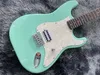 Guitare électrique de chine, couleur verte, perle blanche, pickguard, corps en tilleul, manche en érable, 6 cordes