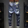 Jeans pour hommes Jeans déchirés pour hommes Slim Fit Bleu foncé Printemps Automne Détruit Déchiré Élégant Moto Biker Jeans Denim Pantalons Hommes Hip Hop Streetwear W0413