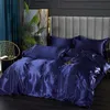 Ensembles de literie Ensemble de literie en soie de mûrier avec housse de couette Drap de lit Taie d'oreiller Drap de lit en satin de luxe Couleur unie King Queen Full Twin Size 230413