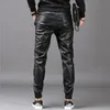 TSINGYI Moto Biker Kunstleder Hosen Männer Jogger Harem Hose Elastische Taille Zipper Taschen Schwarz Streetwear Slim Fit Männer Clothing258r