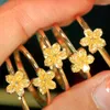 Cluster Rings Aazuo Real Yellow Diamond 0.40ct 18K Gold Jewelry Set Flower Shape Ring Upscale Trendy Senior Party Fine Sell